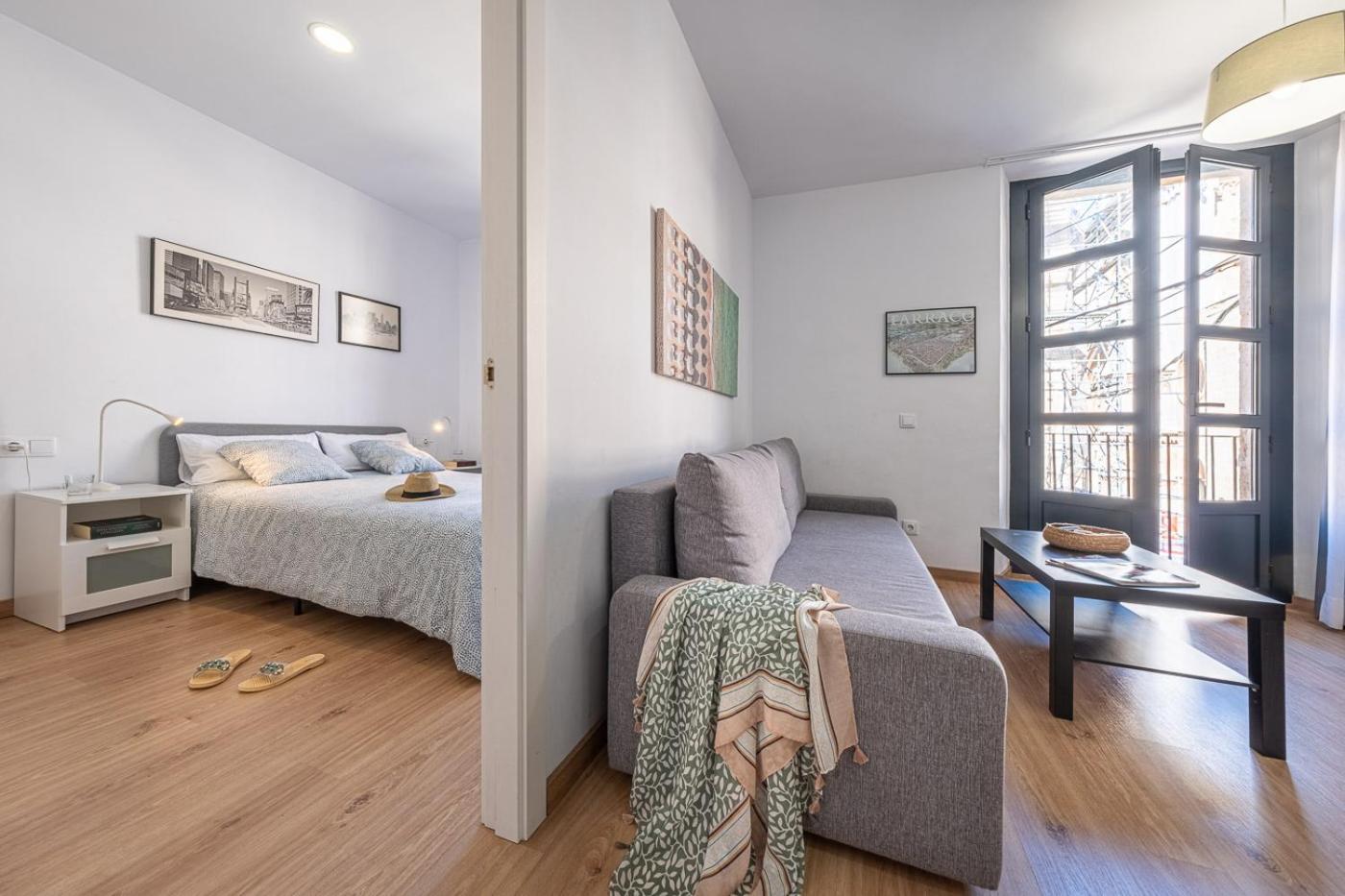 Tarragona Apartments Eksteriør bilde